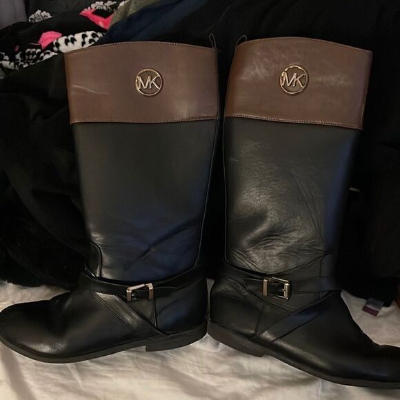 Michael Kors Emma two tone leather riding boots w/buckle/belt black sz 5 - Picture 10 of 12